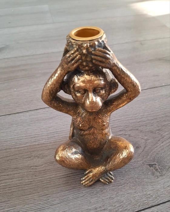 Aap kaarsenhouder goud decoratie beeld woonaccessoire, Ophalen of Verzenden, Zo goed als nieuw, Metaal, Kandelaar