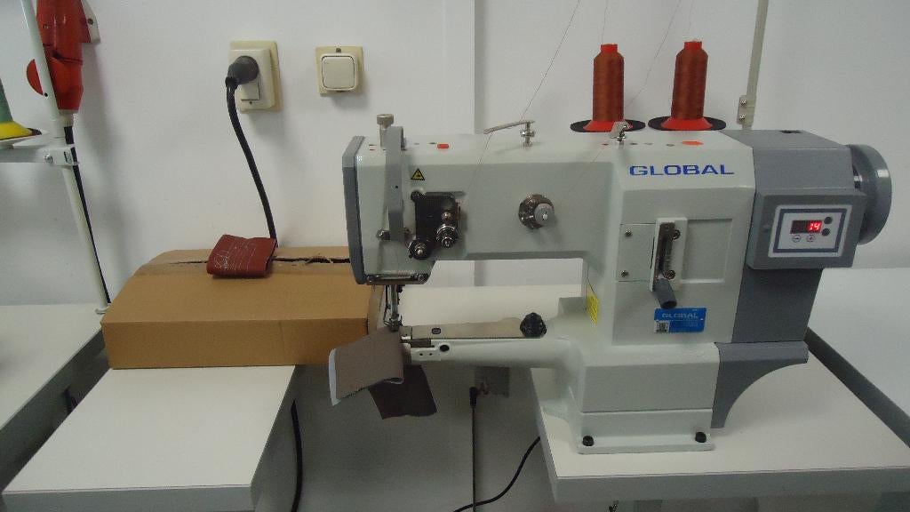 Industrie Naaimachine Global vrijearm 3VoudigTransport(Nieuw