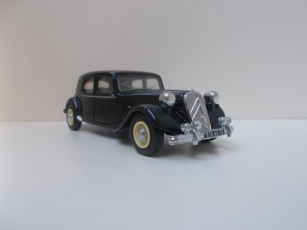 6276 '52 Citroën 15CV Traction Avant Dinky Toys Matchbox, Ophalen of Verzenden, Gebruikt, Auto, Dinky Toys
