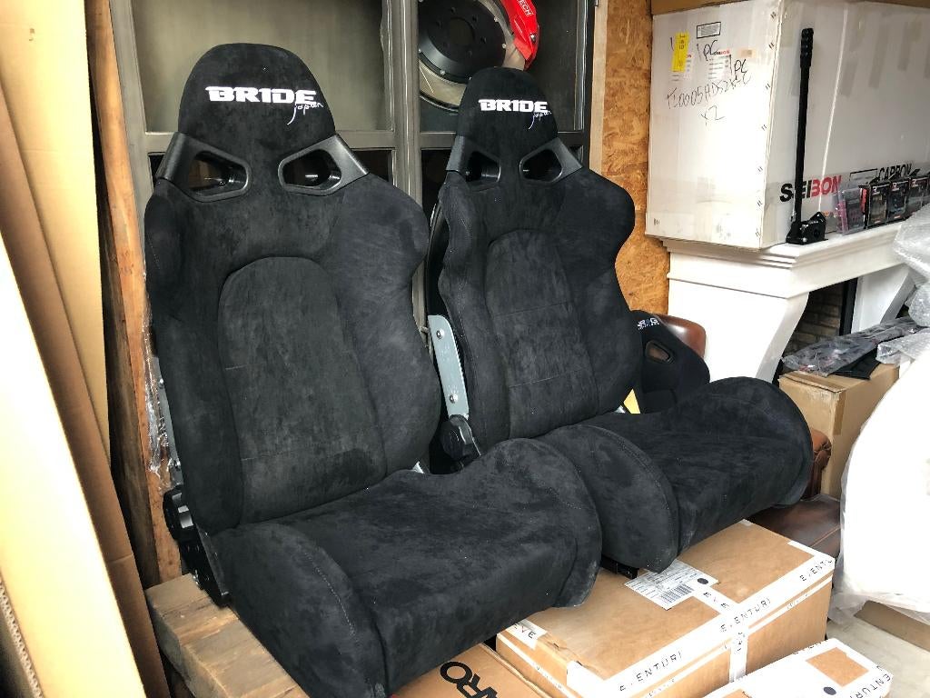 Bride Cuga Alcantara Zwart kuipstoel sportstoel schaalstoel, Auto diversen, Ophalen of Verzenden