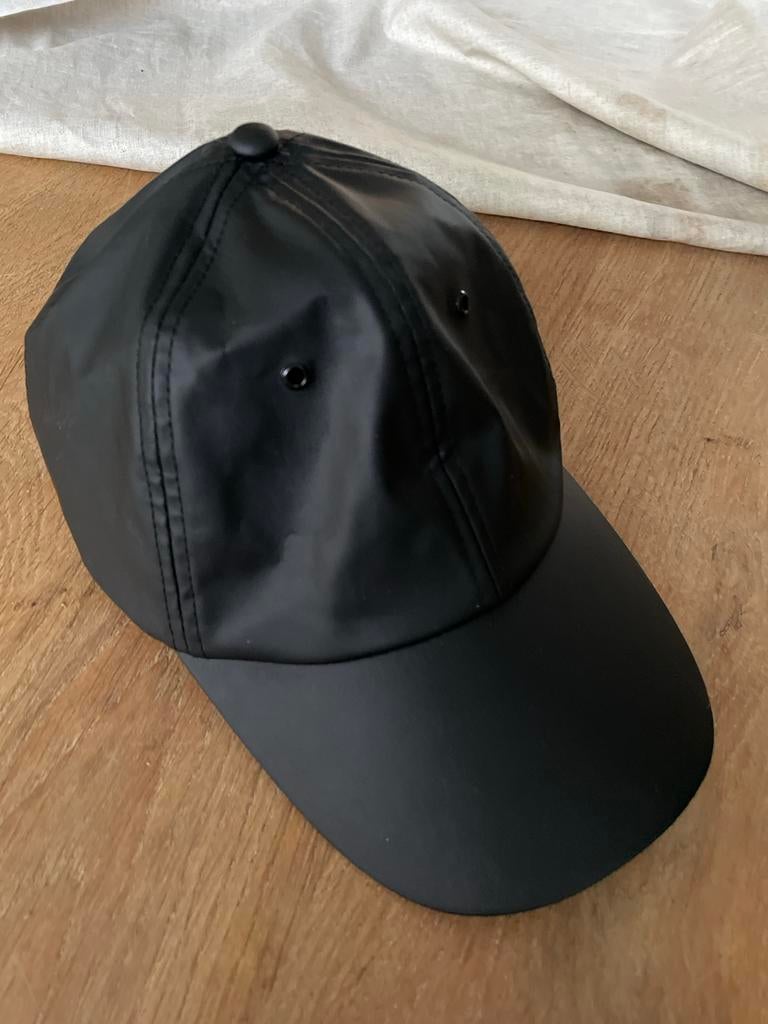 Zwarte Regen Pet - Waterdichte Cap, Ophalen of Verzenden, Zo goed als nieuw, One size fits all, Pet