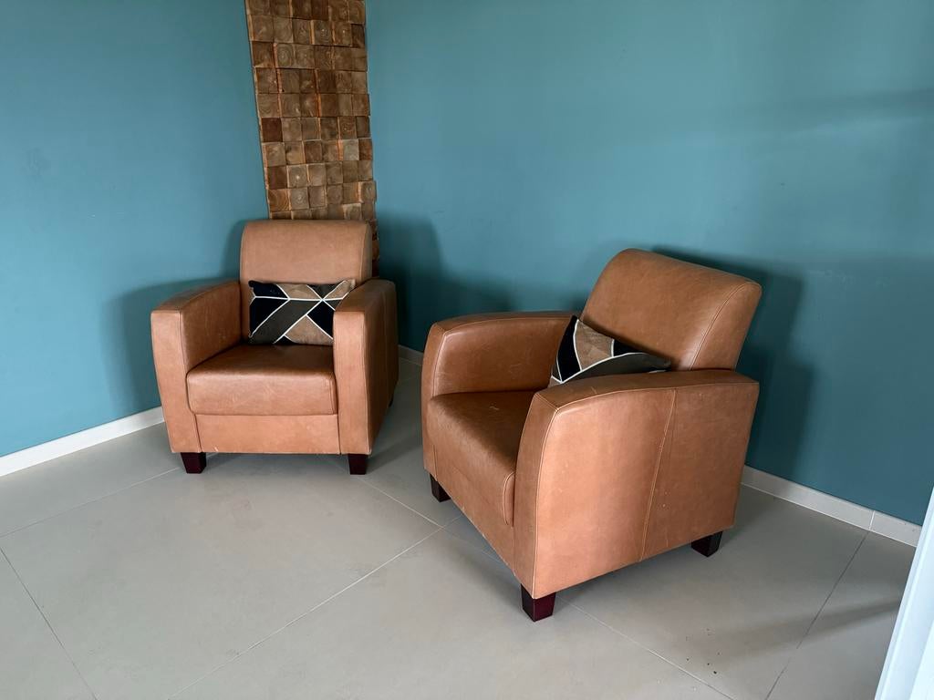 Comfortabele leren bankstelset met 2 fauteuils, Ophalen, Zo goed als nieuw, Leer, 75 tot 100 cm