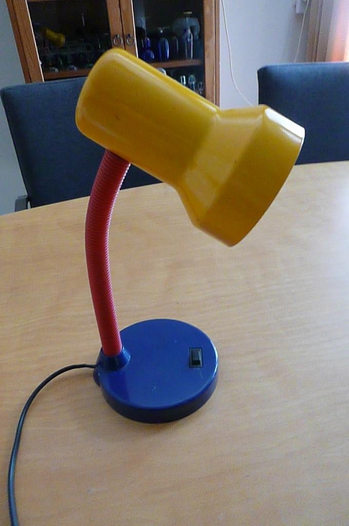 mooie bureaulamp van Ikea, Ophalen of Verzenden, Gebruikt, Metaal, Minder dan 50 cm