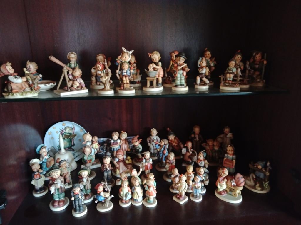 Hummel beeldjes, verschillende figuren, Ophalen, Zo goed als nieuw, Hummel