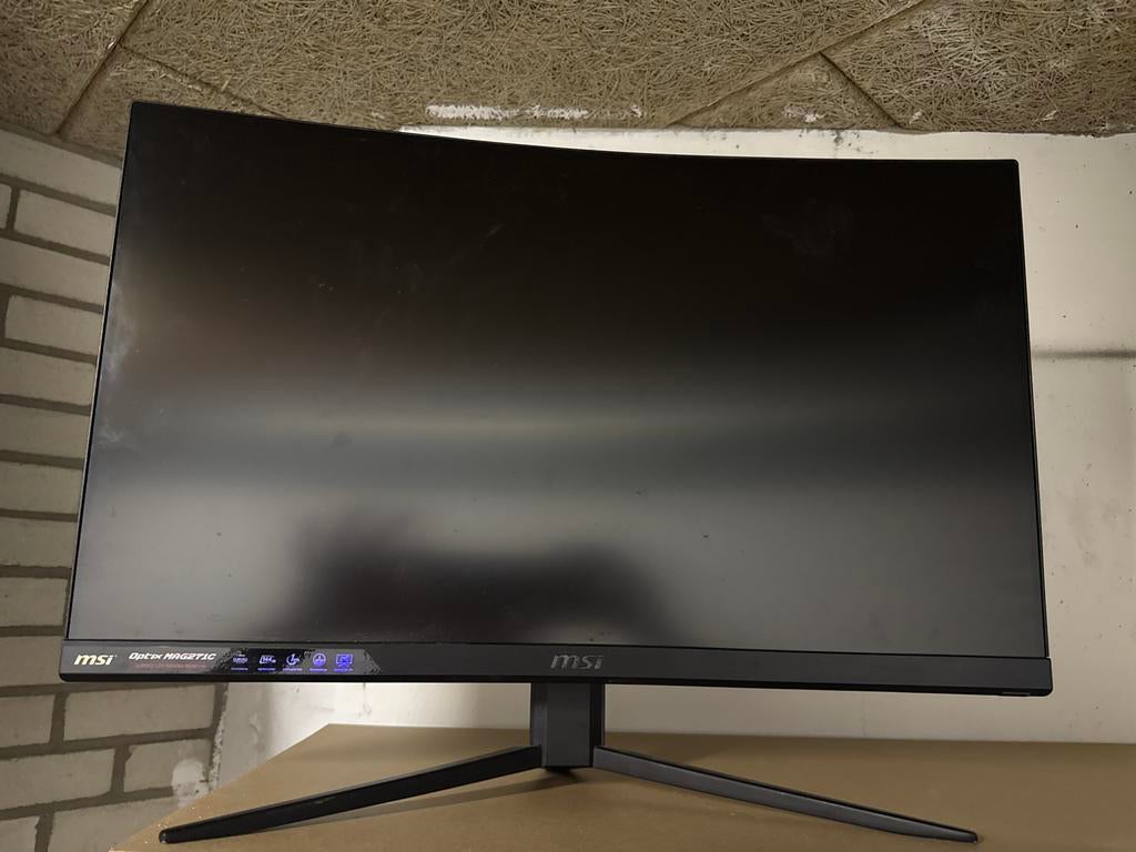 MSI Optix MAG271C Curved Gaming Monitor, Computers en Software, Monitoren, Gebruikt, 101 t/m 150 Hz, Curved, VA