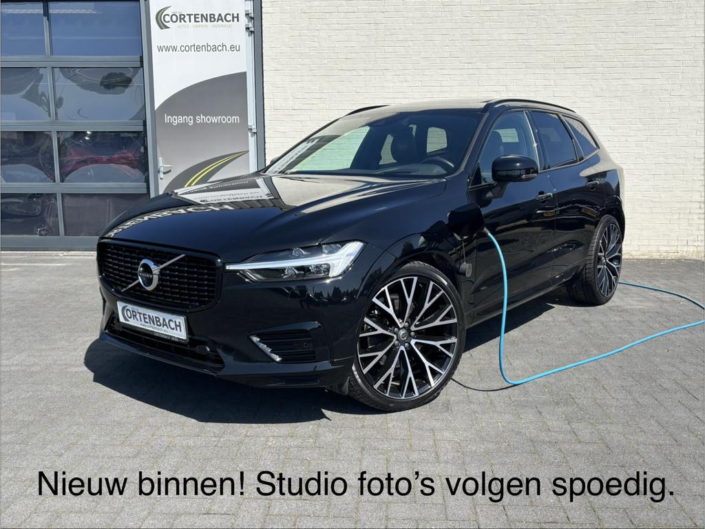 Volvo XC60 2.0 T8 Plug-in hybrid AWD R-Design | Luchtvering, Auto's, Volvo, 12 maanden, Gebruikt, Zwart, Verwarming stoelen achter