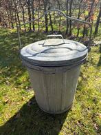 Vintage metalen afvalemmer / vuilnisbak met deksel. Bergh, Ophalen, Gebruikt, 50 tot 75 cm, 40 liter of meer