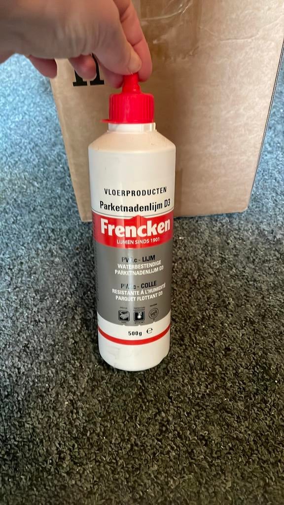 Frencken parketnadenlijm D3 ongebruikt 11 flessen in doos, Minder dan 4 cm, Overige materialen, Nieuw, Ophalen of Verzenden