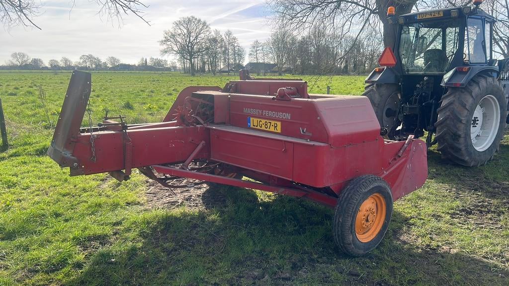 Goed werkende hooipers Massey Ferguson 20-8, Ophalen, Weidebouw