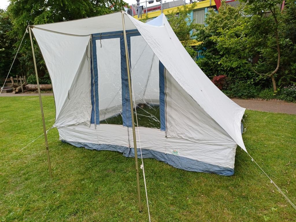 Lichtgewicht piramide tent Vervat 4 personen, Caravans en Kamperen, Ophalen, Gebruikt