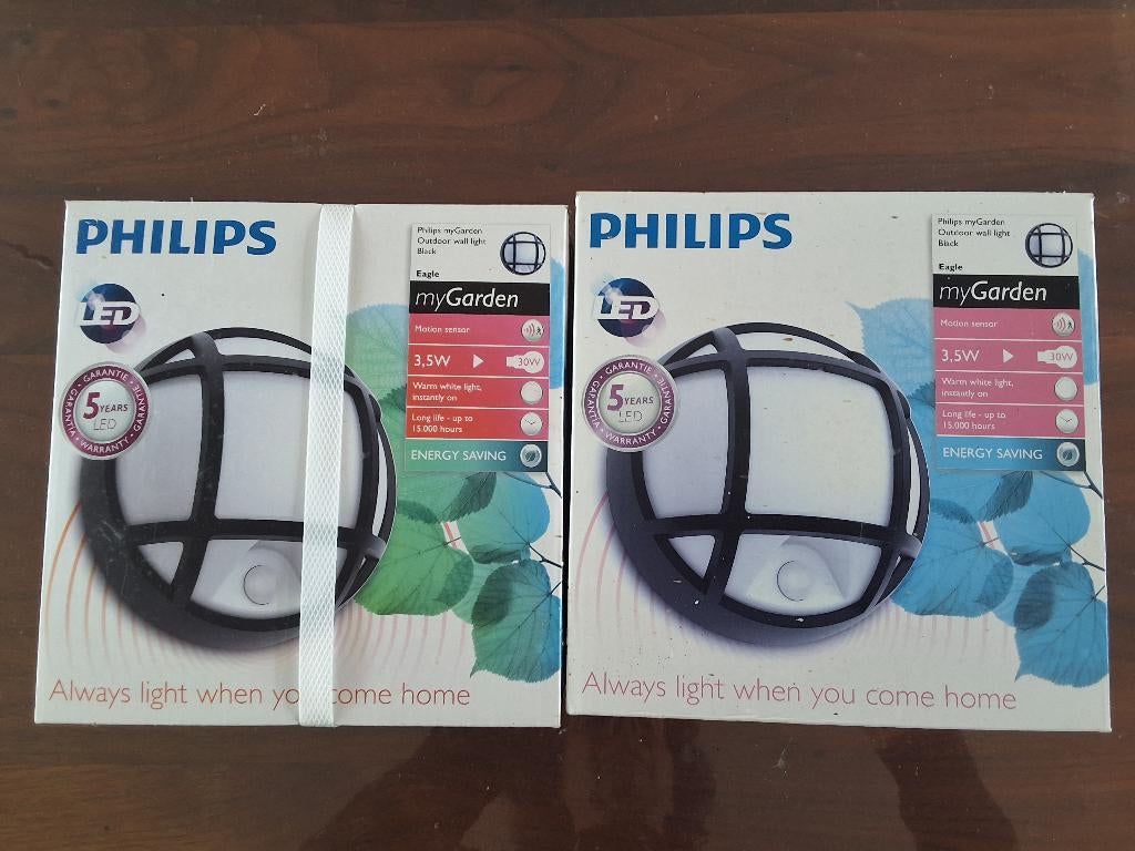Twee buitenlampen met bewegingssensor, Tuin en Terras, Ophalen, Minder dan 50 watt, Wandlamp, Led
