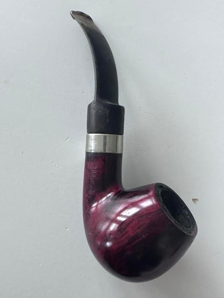 Pijp met donkerrode kom en zilverenkleurige ring, Ophalen of Verzenden, Gebruikt, (Water)pijp