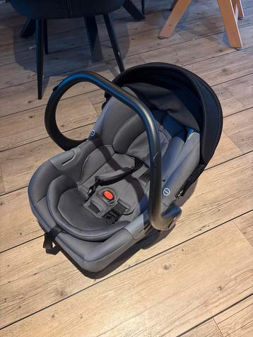 Maxi Cosi - kan nog ronde mee beschikbaar voor biedingen