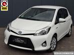 Toyota Yaris 1.5 Full Hybrid Comfort / AIRCO / CAMERA / ENZ., Euro 5, 1497 cc, Gebruikt, 4 cilinders