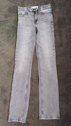 Stradivarius D98 jeans, maat 34., Stradivarius, Ophalen of Verzenden, Zo goed als nieuw, Grijs