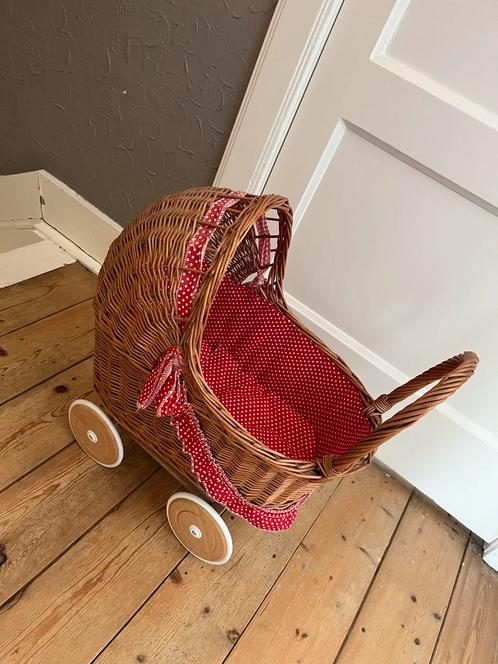 Rieten Poppenwagentje met Stippen Bekleding - Antiek Speelgo, Antiek en Kunst, Antiek | Speelgoed, Ophalen of Verzenden