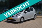 Toyota Aygo 1.0-12V + | Automaat | 5Deur | Parkeer sensoren, Stof, Gebruikt, Zwart, 4 stoelen