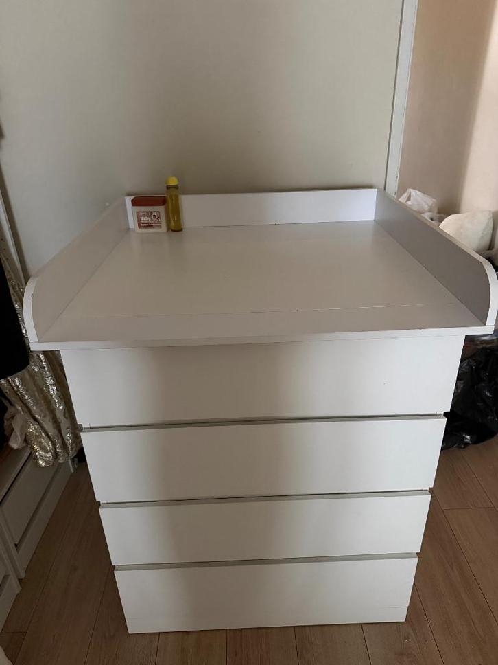 IKEA malm ladekast, Huis en Inrichting, Kasten | Ladekasten, Zo goed als nieuw, 100 tot 150 cm, 50 tot 100 cm, 25 tot 50 cm, 3 of 4 laden