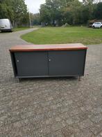Metalen kast, Ophalen, Zo goed als nieuw, Metaal, Overige typen