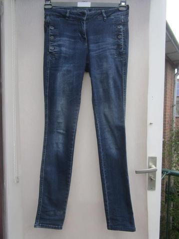 Spijkerbroek SANDWICH mt 36/38  donkerblauw beschikbaar voor biedingen