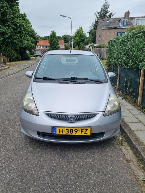 Honda Jazz 2006 1.4 Grijs, Auto's, Honda, Particulier, Jazz, Benzine, Euro 4, Hatchback, Handgeschakeld, Geïmporteerd, Zilver of Grijs
