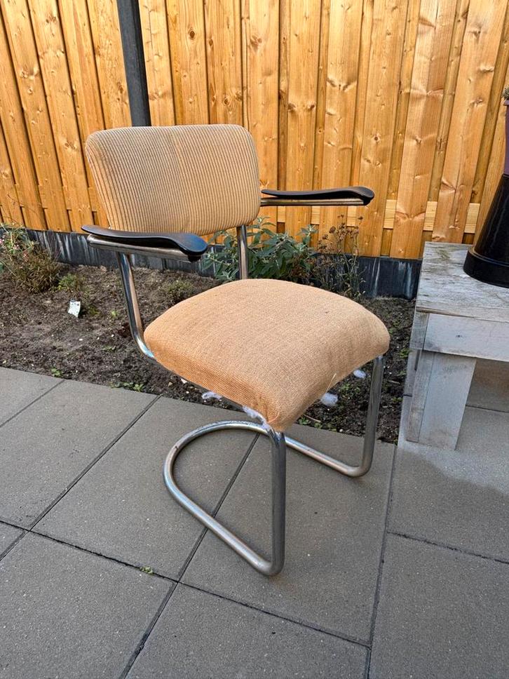Gispen Buizenstoel - Gebr. de Wit stoel buisframe, Huis en Inrichting, Stoelen, Gebruikt, Eén, Metaal, Bruin, Ophalen of Verzenden