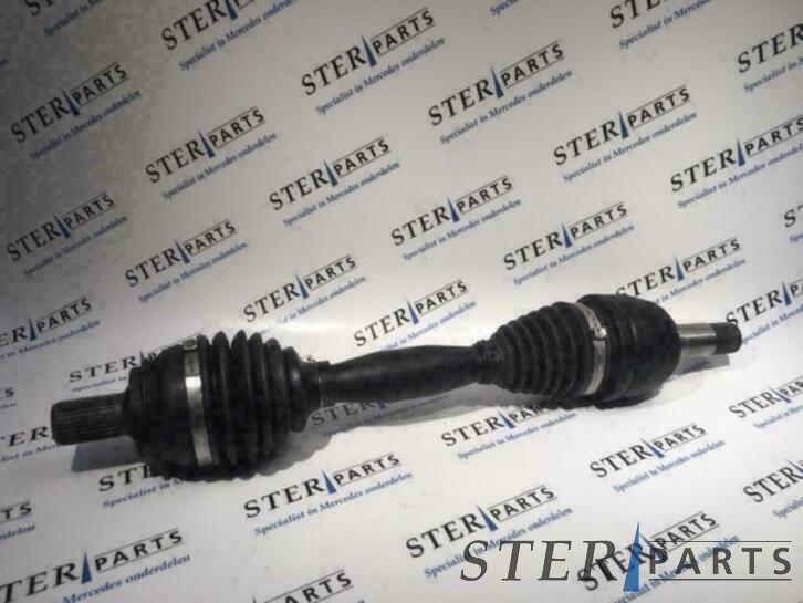 Aandrijfas linksvoor Mercedes-Benz GLA-klasse X156, Auto-onderdelen, Transmissie en Toebehoren, Mercedes-Benz, Gebruikt, Ophalen of Verzenden