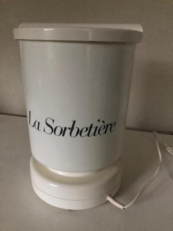 ijsmachine beschikbaar voor biedingen