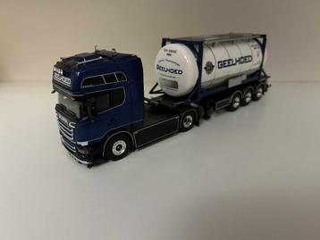 WSI Geelhoed Scania Streamline + tankcontainer oplegger beschikbaar voor biedingen