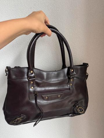 Vintage Y2K bruine schouder tas met ritsen beschikbaar voor biedingen