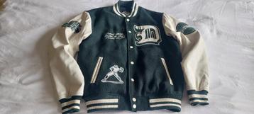 Baseball jack van America today. Maat Xs.  beschikbaar voor biedingen