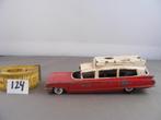 1962 cadillac superior ambulance, corgi toys 437 1/43 (124), Ophalen of Verzenden, Gebruikt, Auto, Corgi