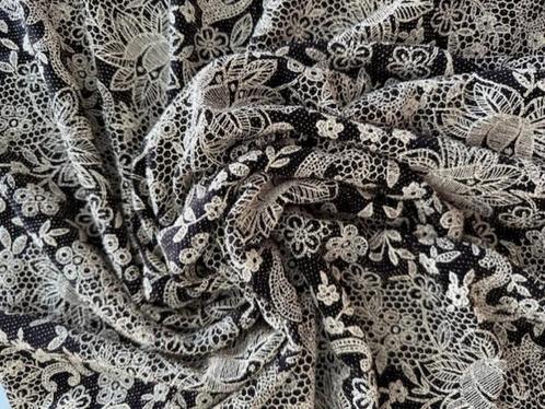 Stof goud zwart nr 2 glitter jersey tricot, Hobby en Vrije tijd, Stoffen en Lappen, Nieuw, Overige materialen, 120 cm of meer