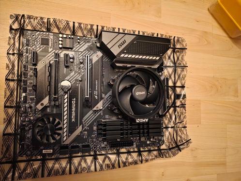 MAG X570 TOMAHAWK WIFI + Ryzen 5 3600X, Computers en Software, Moederborden, Zo goed als nieuw, AMD, DDR4, Ophalen