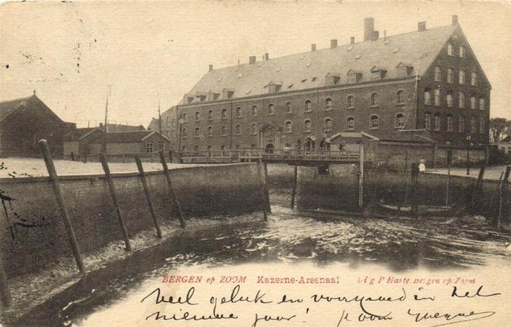 Bergen op Zoom - Kazerne-Arsenaal - 1903 gelopen, Verzamelen, Ansichtkaarten | Nederland, Gelopen, Noord-Brabant, Voor 1920, Ophalen of Verzenden