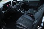 Volkswagen GOLF 1.5 eTSI R-Line | DSG | Camera | Carplay!, Auto's, 4 cilinders, 150 pk, Zwart, Bedrijf