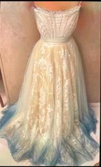 Elegante Avondjurk, Kleding | Dames, Trouwkleding en Trouwaccessoires, Ophalen of Verzenden, Zo goed als nieuw, Beige, Trouwjurk