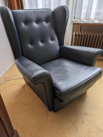 2 Oud Engelse Fauteuils  beschikbaar voor biedingen
