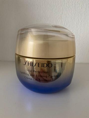 Shiseido vital perfection cream beschikbaar voor biedingen
