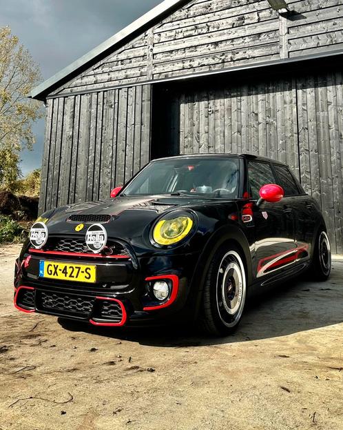 Mini 2.0 Cooper S JCW 18 Inch, Auto's, Mini, Particulier, Benzine, C, Hatchback, Automaat, Origineel Nederlands, Zwart, Voorwielaandrijving