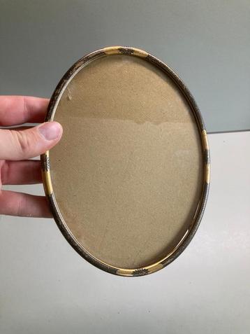 jaren 20 (1927) art deco ovalen houten fotolijst goud zwart beschikbaar voor biedingen