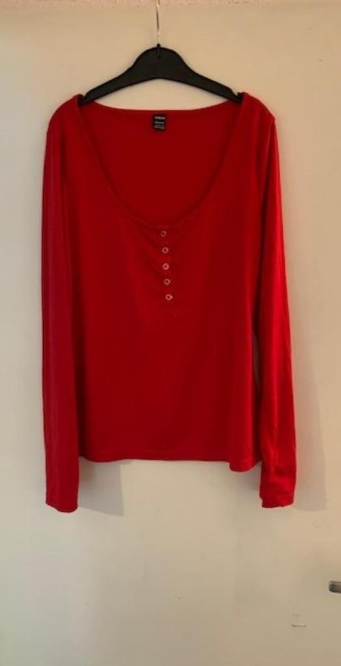 Rode shirt van de Shein. Maat L, Kleding | Dames, T-shirts, Zo goed als nieuw, Maat 42/44 (L), Rood, Lange mouw, Ophalen of Verzenden
