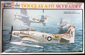 Douglas A-1H Skyraider US Navy. !:48. Revell beschikbaar voor biedingen