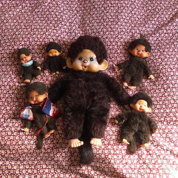 Verzameling vintage Monchhichi apen beschikbaar voor biedingen