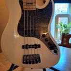 Mooie Marcus Miller  5string  V7, Muziek en Instrumenten, Snaarinstrumenten | Gitaren | Bas, Ophalen, Zo goed als nieuw, Elektrisch