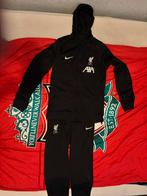Nike Liverpool Trainingspak Zwart - Maat 158-170, Kleding | Heren, Sportkleding, Zwart, Overige maten, Ophalen of Verzenden, Zo goed als nieuw