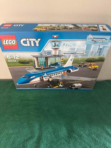 LEGO City Luchthaven 60104 - NIEUW!! beschikbaar voor biedingen