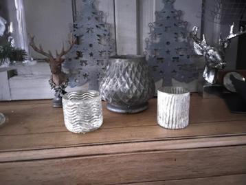 Mooie set glazen waxinelichthouders bruin goud kleurig beschikbaar voor biedingen