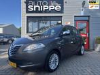 Lancia Ypsilon 0.9 TwinAir Silver Plus -5DRS.-AIRCO-LICHTMET, Auto's, Voorwielaandrijving, Gebruikt, Origineel Nederlands, Handgeschakeld
