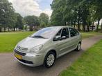 Citroen Xsara Picasso 2.0i-16V Attraction Automaat Goed onde, Auto's, Citroën, 65 €/maand, 136 pk, 4 cilinders, 700 kg